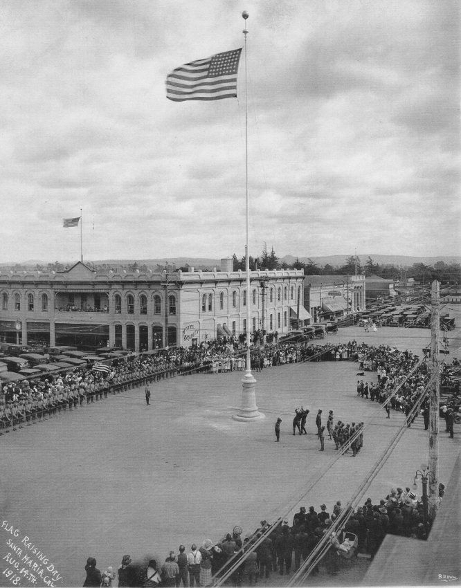 Flagpole Main and Broadway
